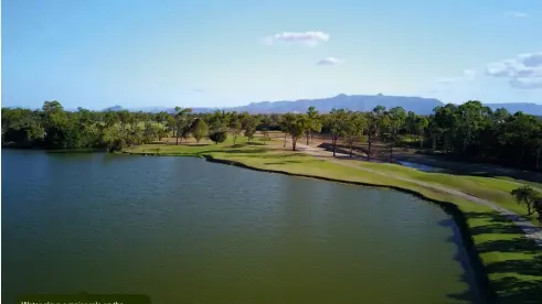  ??  ?? Water plays a major role on the closing stretch of holes including the 15th (below) and par-3 17th (top).