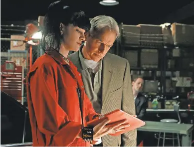  ??  ?? Abby (Pauley Perrette) and her boss, Gibbs (Mark Harmon), are two of the remaining original cast members of “NCIS.”
SONJA FLEMMING/CBS