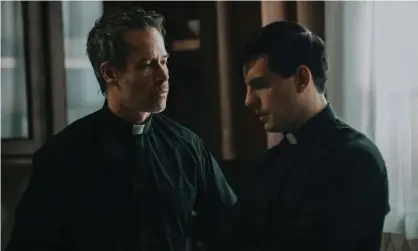  ??  ?? Something wicked ... Guy Pearce (left) and Vadhir Derbez in The Seventh Day.