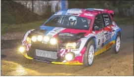  ?? (Photo Thierry Mouchet) ?? Sur les routes détrempées de la première étape, la Skoda Fabia R d’Anthony Puppo a fait carton plein : trois meilleurs temps !