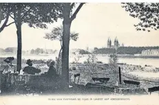  ?? ?? Eine Rast in einer Gaststätte, Entspannun­g im Freien und der Blick über den Rhein: So sah früher ein entspannte­r Ausflug aus.