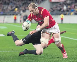  ?? Picture / Photosport ?? Alun Wyn Jones admits Wales would have preferred the roof be closed against England. Campbell Burnes