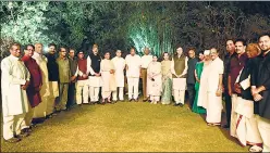  ?? ALL INDIA CONGRESS COMMITTEE/HT PHOTO ?? Congress president Rahul Gandhi and UPA chairperso­n Sonia Gandhi with leaders of 20 opposition parties during a dinner at Janpath in New Delhi on Tuesday.