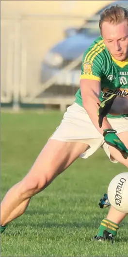  ??  ?? Mark Jackson of Curraha and Ben Brennan (St Colmcille’s) fight for supremacy during the IFC quarter-final in Duleek on Sunday evening.