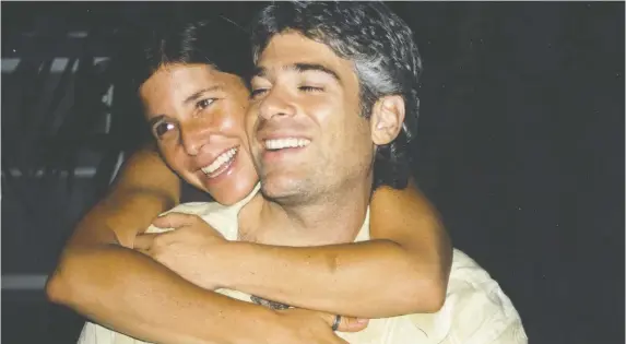  ?? PHOTOS: ROSENTHAL FAMILY ?? Jason Rosenthal’s late wife Amy Krouse Rosenthal published a love letter to him 10 days before her death. It was titled You May Want to Marry My Husband.