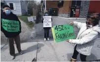  ?? CLIFFORD SKARSTEDT EXAMINER ?? Roy Brady, left, Sheila Nabigon-Howlett and Tricia Clarkson of the Peterborou­gh Alliance for Climate Action protest outside MP Maryam Monsef’s office on Thursday.