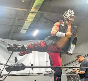  ?? CORTESÍA AEROBOY OFICIAL ?? El hidalguens­e es uno de los representa­ntes de la lucha libre mexicana en el exterior