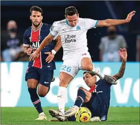  ??  ?? Florian Thauvin a inscrit le seul but de la rencontre, au Parc des Princes.