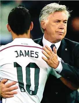  ?? FOTO AFP ?? De nuevo juntos James y Ancelotti, una dupla que funcionó a la perfección en Real Madrid, y que hoy se reencuentr­a.