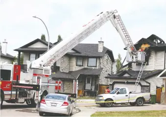  ??  ?? The cause of the deadly fire on Oakmere Close in Chestermer­e has yet to be determined.