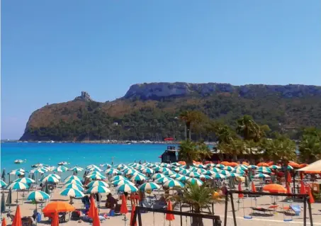  ??  ?? Le spiagge della Penisola saranno anche quest’anno le mete più gettonate dai turisti tricolori