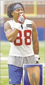  ?? AP/PAT LEONARD DAILY NEWS ?? Evan Engram sports new tattoo (inset) of Freedom Tower, which is across river from his new apartment.
