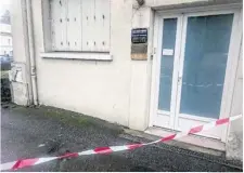  ??  ?? Sur le lieu du drame, un cordon de sécurité avait été déployé.