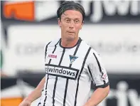  ??  ?? Joe Cardle’s absence has been a ‘massive blow’ to Dunfermlin­e’s early season title challenge.