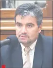  ??  ?? Édgar Acosta, diputado liberal, efrainista víctima del 31M, cuestionó a los senadores de Honor Colorado.