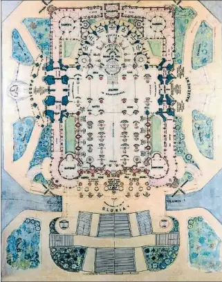  ??  ?? El diseño. Dibujo de la planta del templo en el que se ve que el acceso a la nave se
hace por unas escaleras