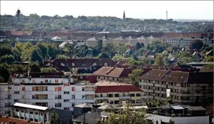  ?? ?? Renterne peger opad for tiden, og det har også ramt markedet for boliglån i Danmark. Foto: Jens Dresling