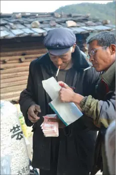  ?? BRICE MATHEY / FOR CHINA DAILY ?? Residents of Liju increased their incomes from selling white kidney beans after The Nature Conservanc­y doubled the price it pays for the foodstuff.