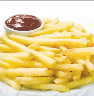  ?? TRIBUNE NEWS SERVICE ?? While french fries may indeed contain some carcinogen­s, it does not automatica­lly follow that eating them causes cancer, Dr. Joe Schwarcz writes.