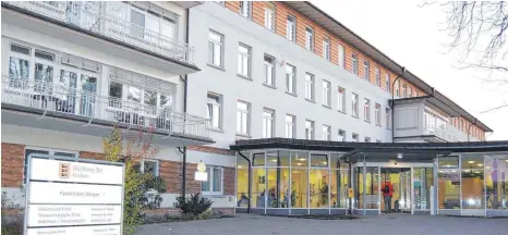 ?? FOTO: BERND TREFFLER ?? Die Waldburg-zeil-kliniken können ihre Häuser (hier die Fachklinik­en Wangen) nicht mehr so belegen wie vor der Pandemie.