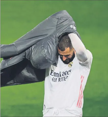  ?? FOTO: EFE ?? La ausencia de Benzema en Bérgamo deja al Madrid huérfano de gol en la ida de los octavos de la Champions.