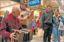  ?? CEDOC PERFIL ?? AL PASO. Los artistas reclaman que no se los pueda denunciar.