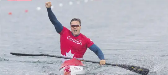  ?? JULIE JOCSAK/FILES ?? Mark de Jonge celebrates his gold medal in the K1-200m at the Pan Am Games in Ontario in July 2015, and he’s expected to be a medal contender in Rio.