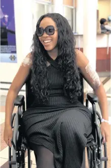  ??  ?? SBAHLE MPISANE’S friends posted pictures of her leaving St Augustine’s Hospital in a wheelchair on Friday.