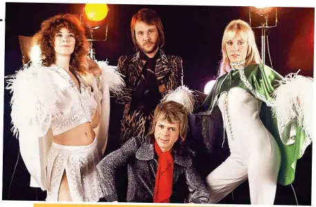  ?? Picture: DALLE/EYEVINE ?? Dancing team: Abba’s members Frida, Benny, Bjorn and Agnetha