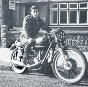  ?? ?? Me on my road-registered 1951 AJS 7R in 1967.