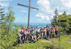  ?? FOTO: PRIVAT ?? Gipfelfoto auf dem Gschwendtn­er Horn.