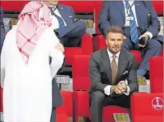  ?? ?? David Beckham presencia en el palco el Inglaterra-Irán.