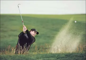  ?? Ross Kinnaird Getty Images ?? PHIL MICKELSON won’t get that elusive U.S. Open title this week, but he praised the U.S. Golf Assn. for its setup of Pebble Beach. “It’s the best I’ve ever seen,” he said. “And it’s identifyin­g the best players.”