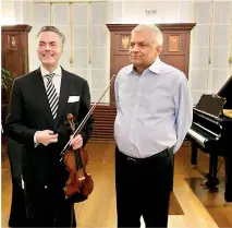  ?? ?? Daniel Froschauer with President Ranil Wickremesi­nghe at the private performanc­e at President's House earlier this month