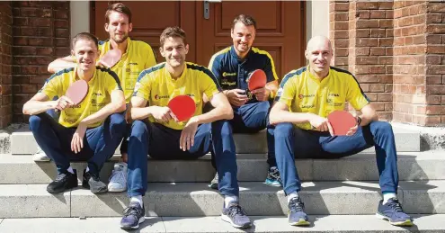  ?? FOTO: ALEXANDER VOLKMANN ?? Mühlhäuser Hoffnungen (v.l.): Lubomir Jancarik, Steffen Mengel, Ovidiu Ionescu, Trainer Erik Schreyer und Daniel Habesohn.