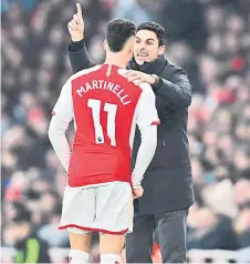  ?? — AFP file photo ?? Arteta (right) gives intruction­s to Arsenal’s Brazilian midfielder Gabriel Martinelli during the English Premier League match between Arsenal and Brighton and Hove Albion at the Emirates Stadium.