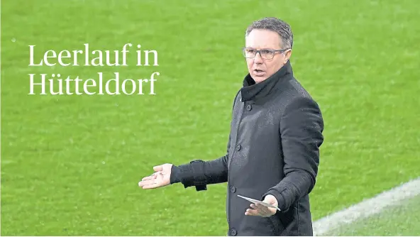  ?? [ APA ] ?? Rapid gewinnt einfach nicht, Trainer Damir Canadi wirkt an der Seitenlini­e zusehends irritiert.