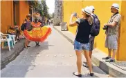  ?? ARCHIVO ?? Viajeros en el centro histórico de Cartagena.