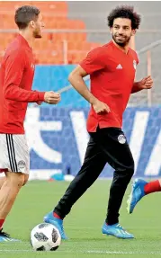  ?? AP ?? Mohamed Salah trains with the Egyptian team on Thursday, eve of their Group ‘A’ match against Uruguay at the Yekaterinb­urg Arena. —