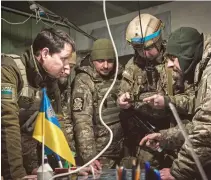  ?? AFP ?? Fuerzas ucranianas definen su es trategia bélica