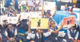  ?? HT ?? Students spreading awareness in Lucknow on the Internatio­nal Day of the Girl Child (Wednesday).