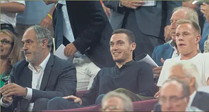  ?? FOTO: CLAUDIO CHAVES ?? Zubizarret­a, junto a Vermaelen y Ter Stegen Al belga y a alemán los fichó en su etapa al frente del área deportiva del club