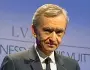  ??  ?? Bernard Arnault, 71 anni: dallo scorso marzo a dicembre ha raddoppiat­o il suo patrimonio fino a 148 miliardi di dollari