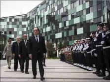  ??  ?? Cette inaugurati­on est « une étape historique pour le ministère de la Défense enfin regroupé sur un site unique pour mener ses missions », a déclaré hier François Hollande. (Photo AFP)