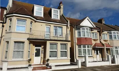  ??  ?? Arlington House care home in Hove is still waiting for vaccinatio­ns and has lost one of its 22 residents to Covid. Photograph: David Steedman/Reuters