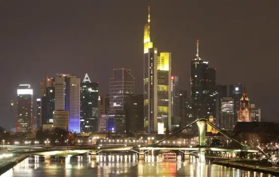  ??  ?? Frankfurt could be one of the beneficiar­ies of banks’ moves from Britain (Getty)