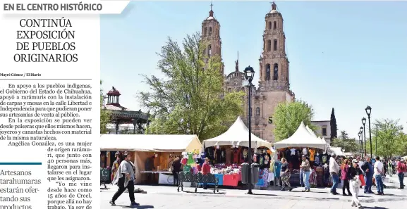  ?? ?? Familias APROVECHAR­ON el domingo y visitaron la expo en apoyo a los pueblos indígenas