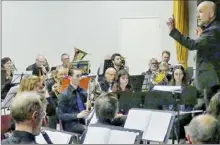  ?? - Crédits : CS82 ?? L’orchestre de Quint sous la direction de M. Minetti