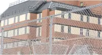  ?? GARY YOKOYAMA THE HAMILTON SPECTATOR FILE PHOTO ?? The Toronto East Detention Centre is one of the facilities used to house immigratio­n detainees awaiting removal from Canada.