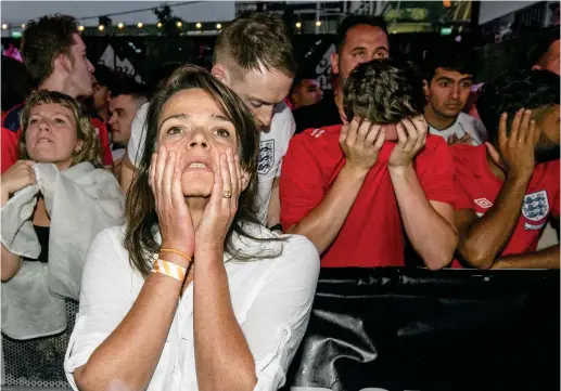  ??  ?? Oh no not again: Jane Fryer shares the disappoint­ment of fans at a lager-soaked Boxpark in Croydon last night